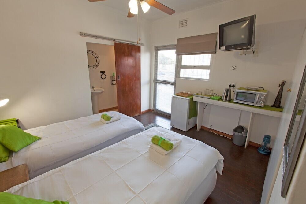EaglesNest Bed and Breakfast