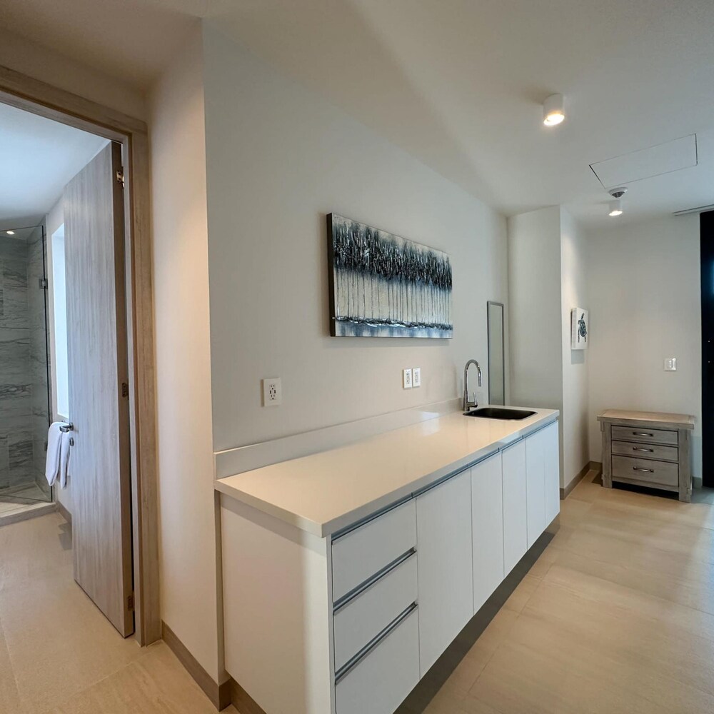 New 3BR Ground Floor Las Palomas Condo