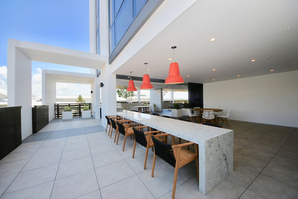 Qube Broadbeach 39 view 5