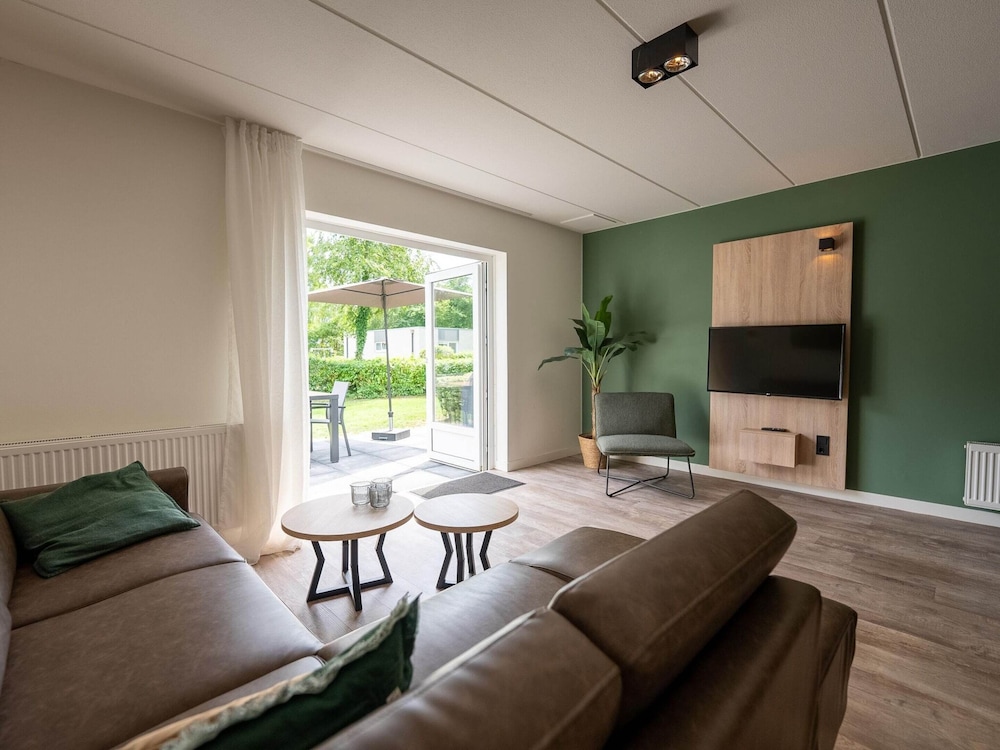 Stylish Borger Bungalow