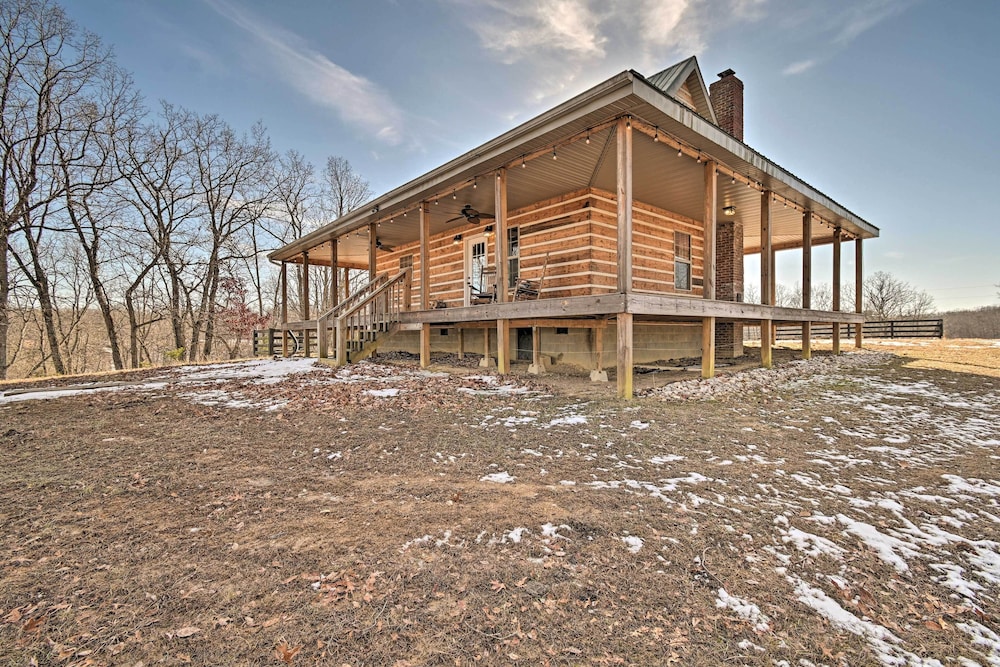 Quiet & Secluded Berea Cabin on 70-acre Farm!