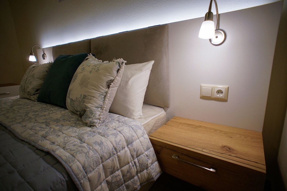 Sandika Apartments photo 5