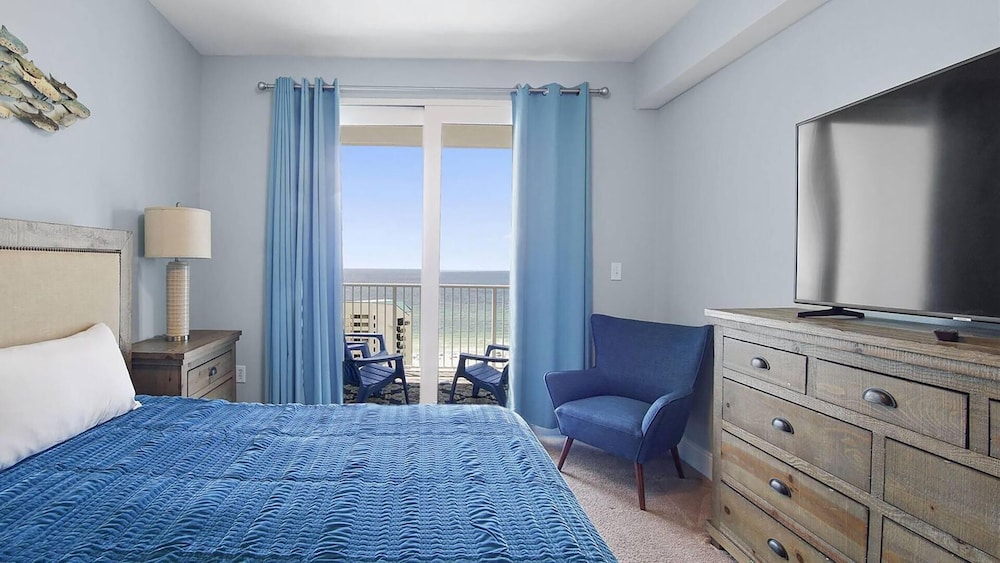 Laketown Wharf 1523