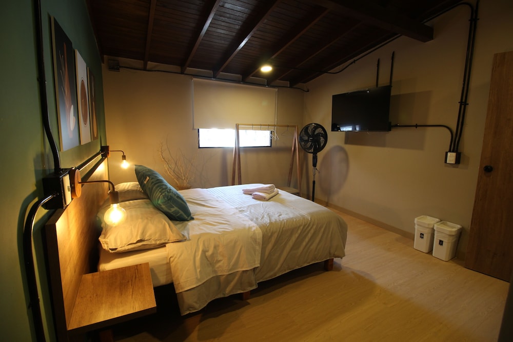 One Living by Roots Rentals