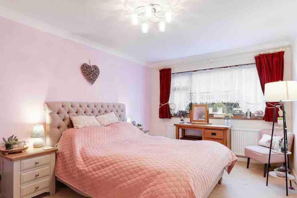 Peaceful,captivating Home With Idylic Surroundings view 5