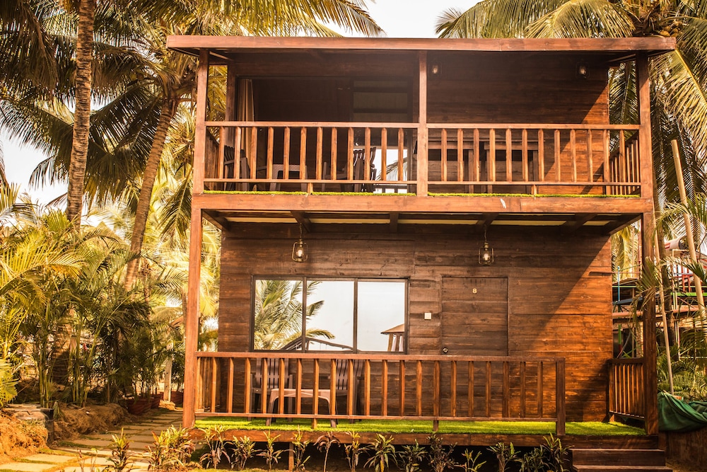The Spot Beach Hotel