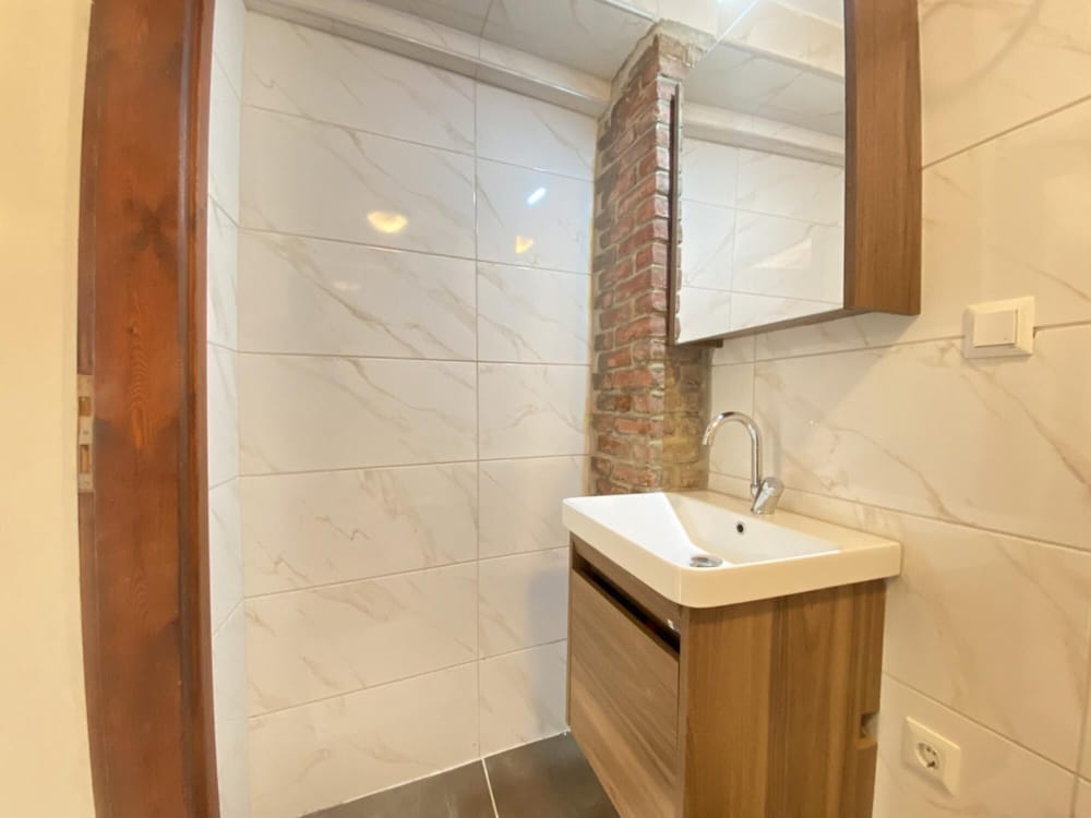 Historical Duplex Villa With Patio in Beyoglu