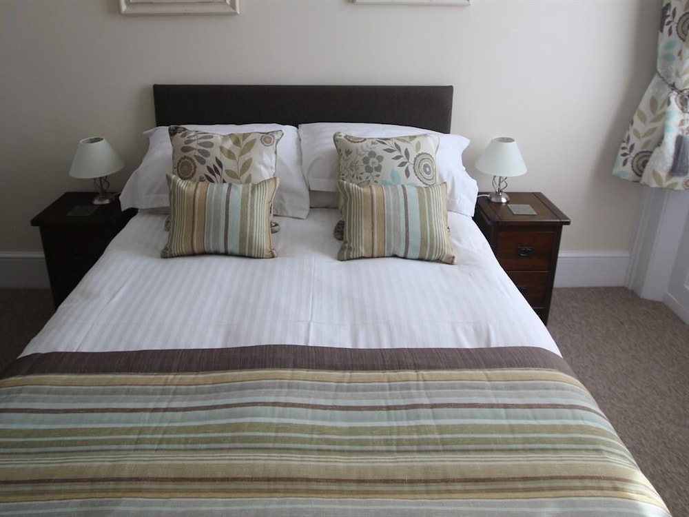 Spring Garden Holiday Apartments