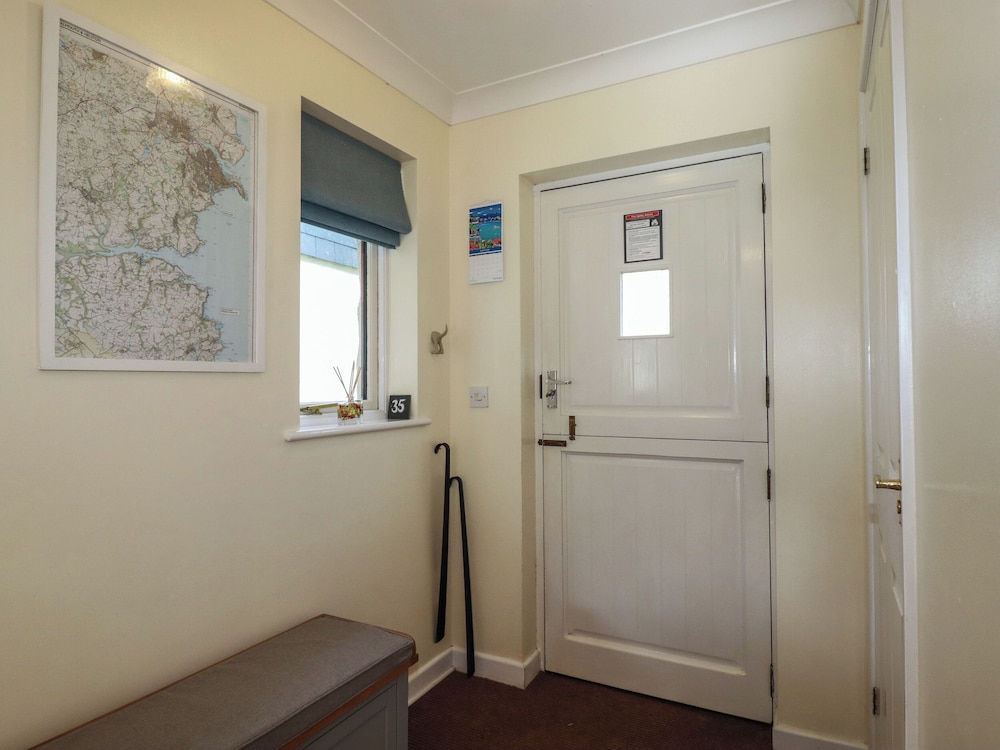 Coombe Cottage