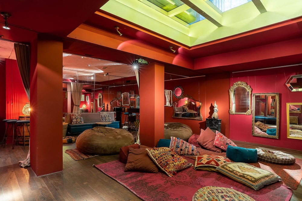 lounge