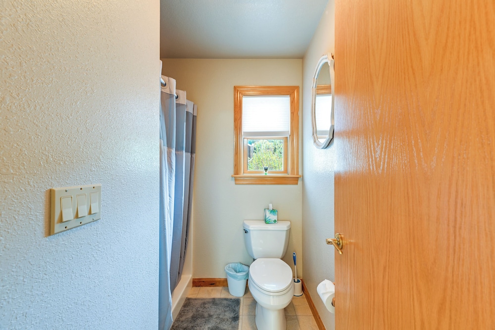 Romantic Vineyard Getaway in Oakland: Mtn Views!
