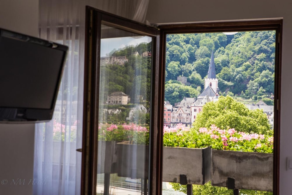 Pohl's Rheinhotel Adler