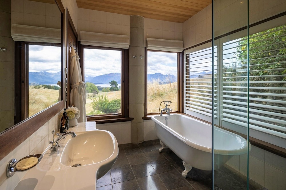 Cabot Lodge