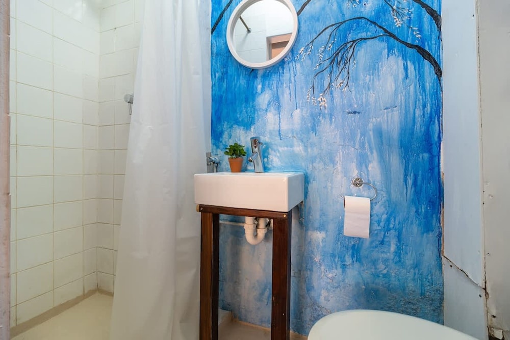 Funky Pet Friendly 2-bedroom Escape Bo-kaap