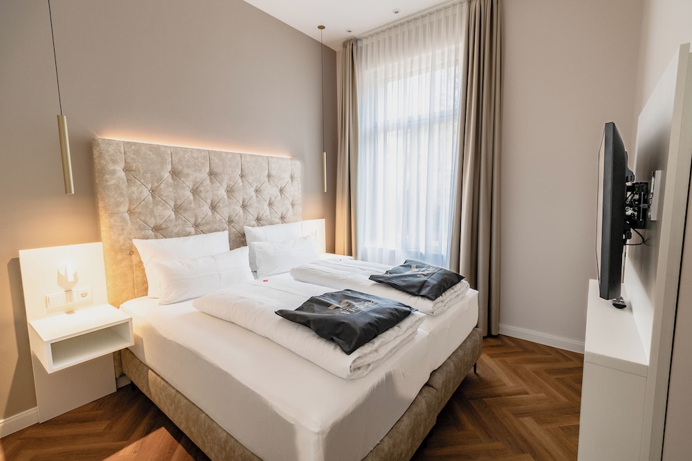 Berlin Vacations - Hotel Kaiserhof Victoria - Property Image 54