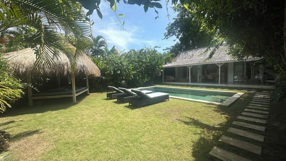 Samudra Damai Villas