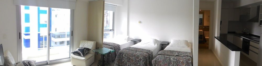 Arenas del Mar Apartments
