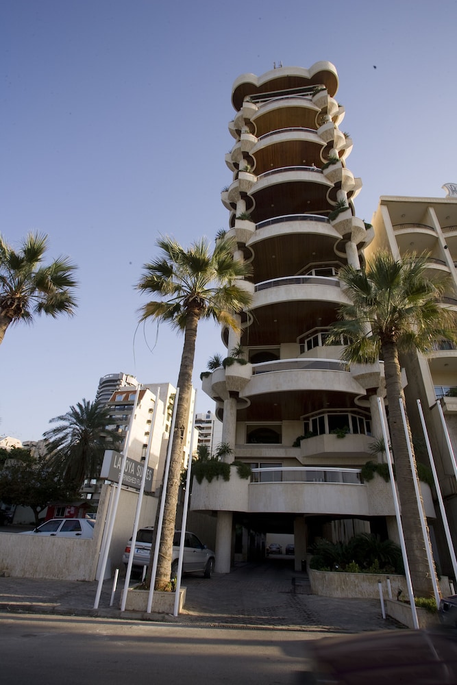 Lahoya Suites