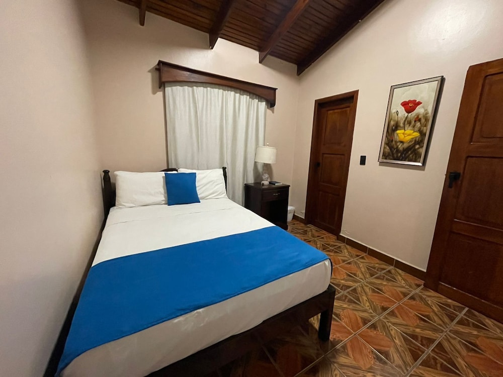 hostal marias