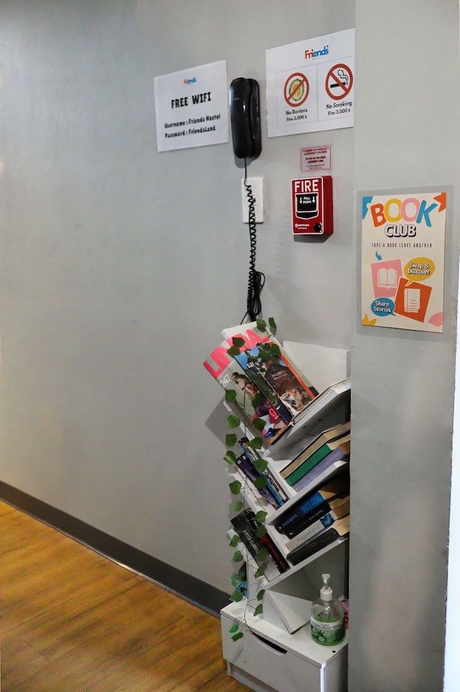 Friends Hostel - Phuket Airport