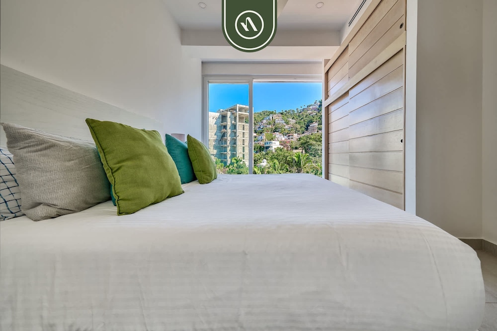 1BR Condo Near to Beach