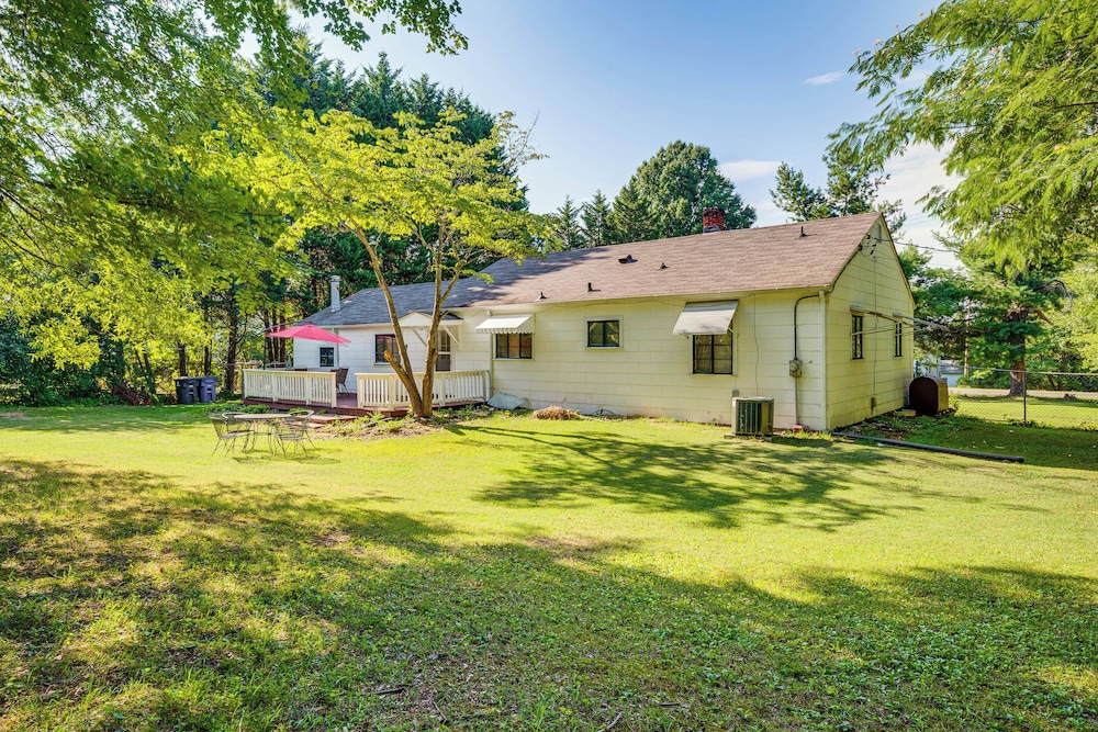 Winston-salem Home on 2 Acres - Spacious Deck!