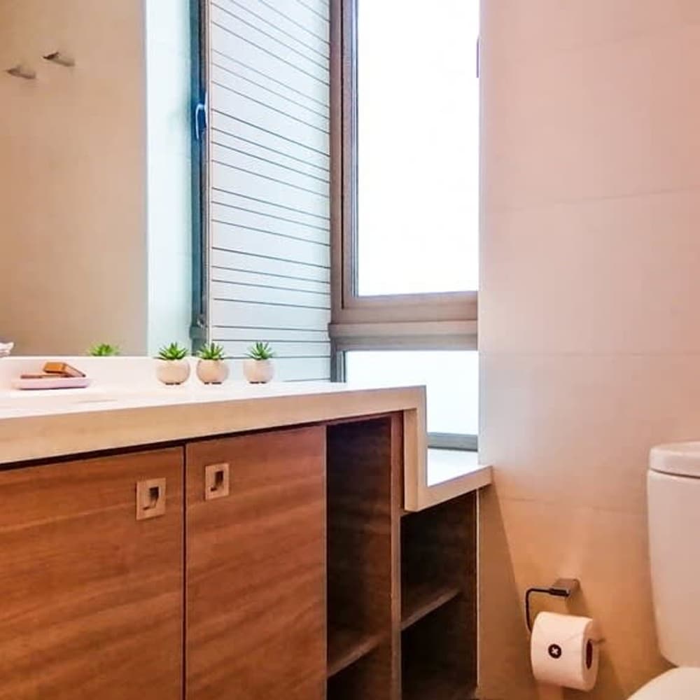 Kennedy Modern 2 Bed Apt in Las Condes