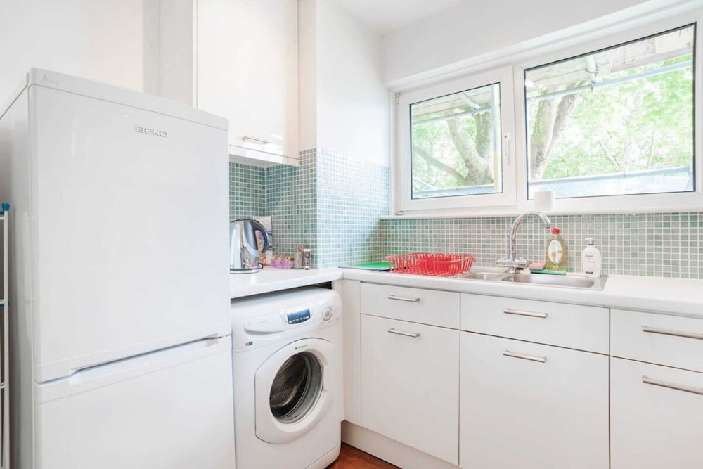 Modern 2 Bedroom Apartment in Stockwell