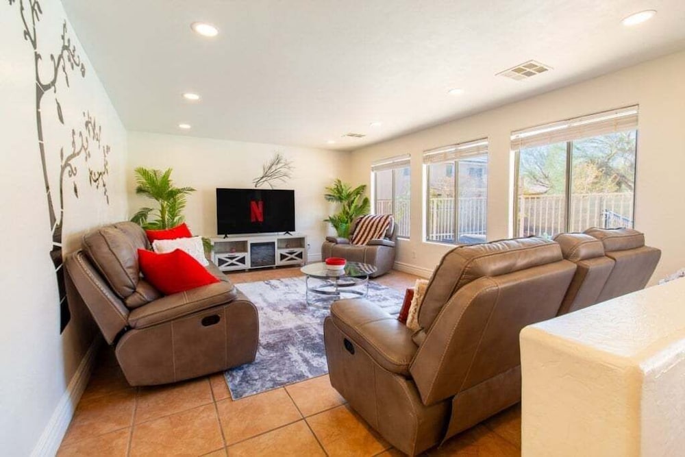 Casa Desert Willow - Stayshores 5 Bedroom Home