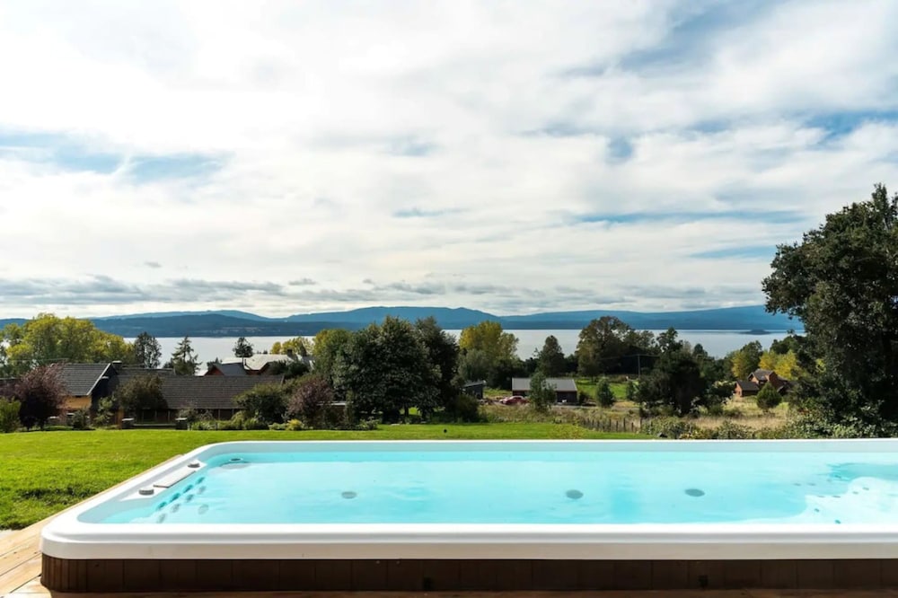 Luxury Altamira House BBQ Jacuzzi Pool Wifi