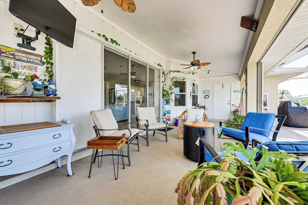 Heated Pool w/ Canal Views: Port Charlotte Home