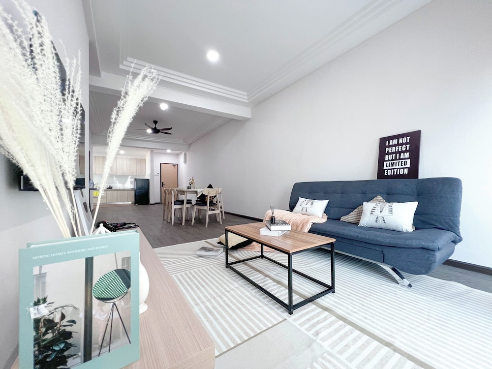 MH Maison by Manhattan Group