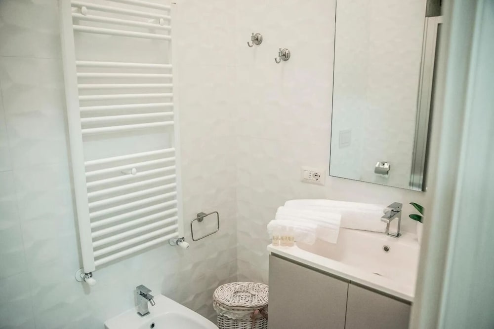 Central Luxury Apartment