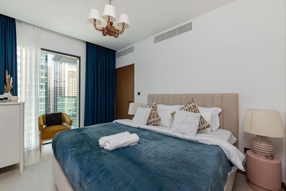 Apartment with beautiful view on Marina