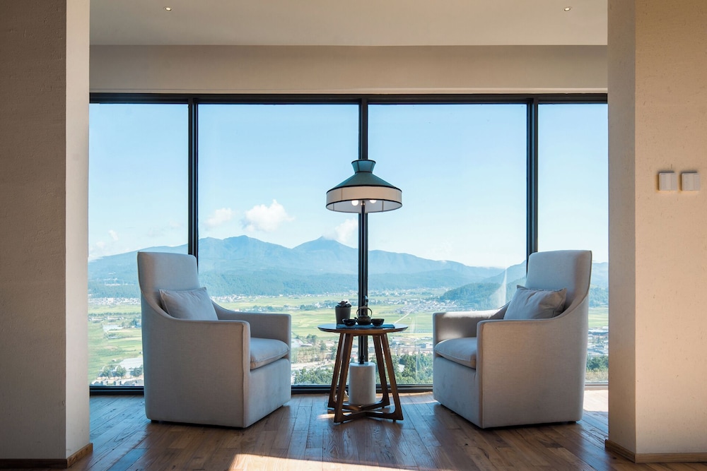 Tengchong Budu Hot Spring Resort Hotel