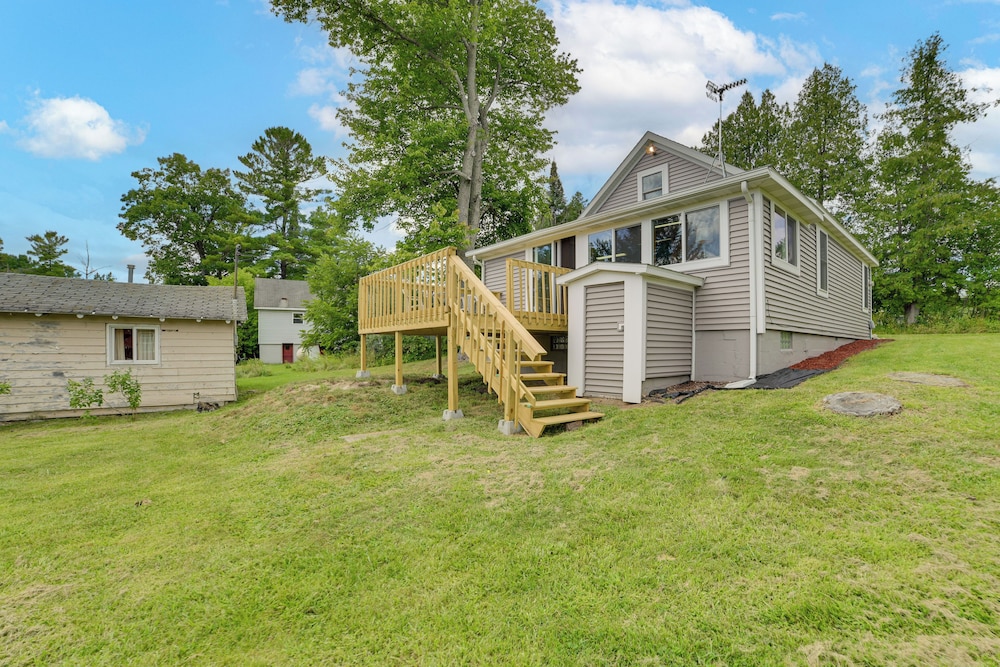 Cozy Lupton Cabin Near Trails & Lake
