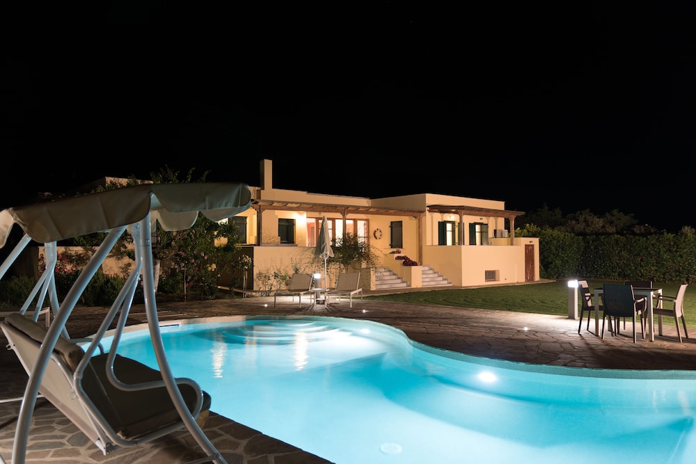 Naxos Cottage