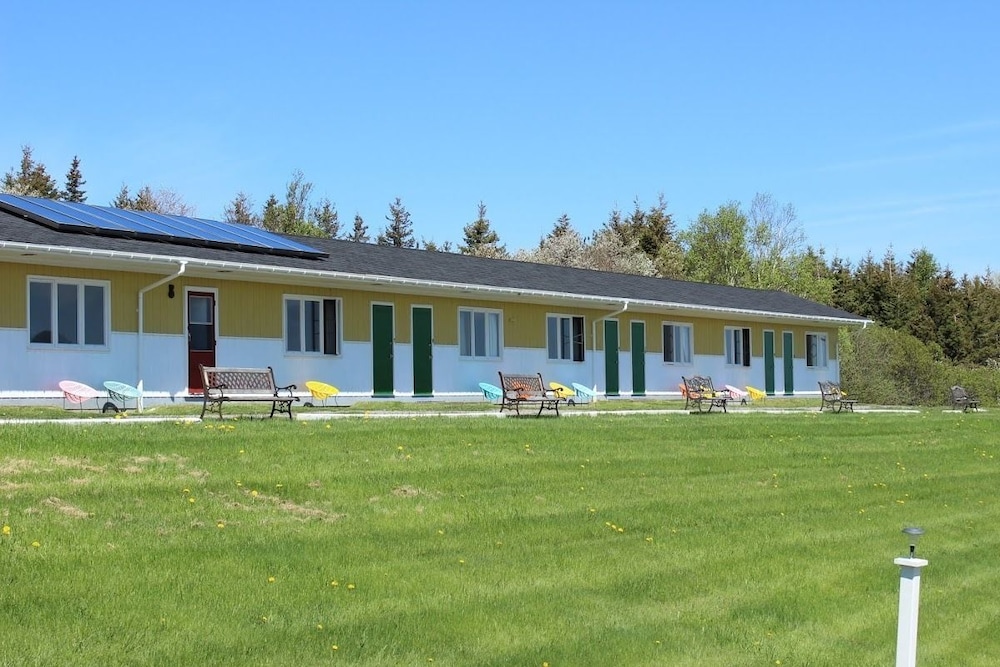 Duck Cove Inn