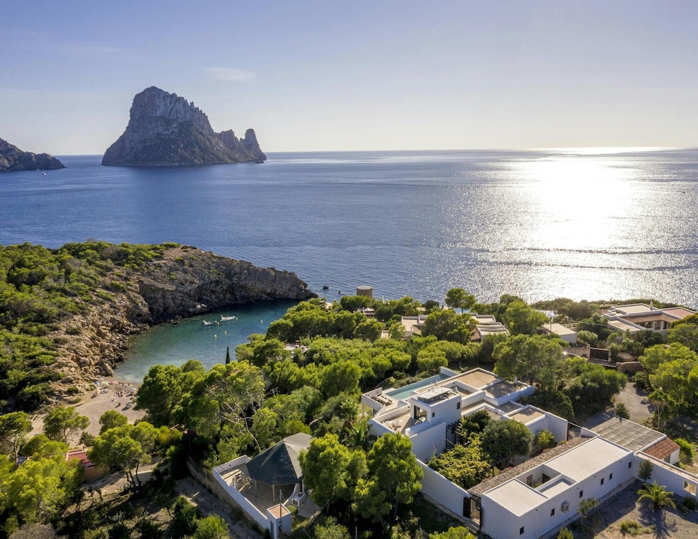 Lavish Villa Overlooking Es Vedra