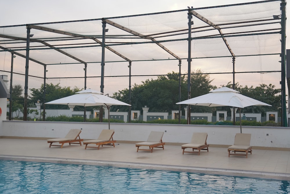 KMR Hotels & Resorts
