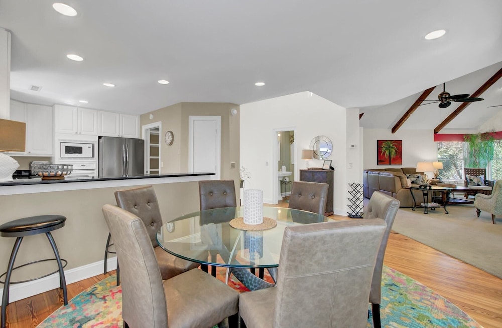 12 Dunecrest Lane by Avantstay 2 Mins to Beach w/ Pool & BBQ