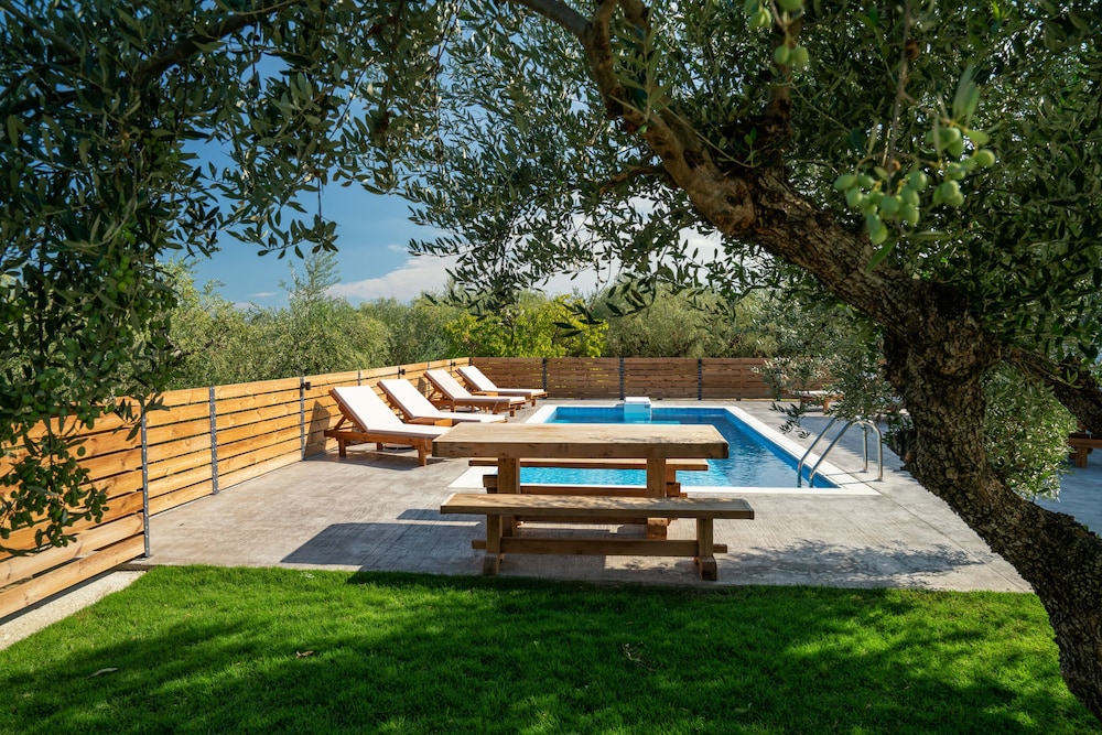 Natura Verde Villas