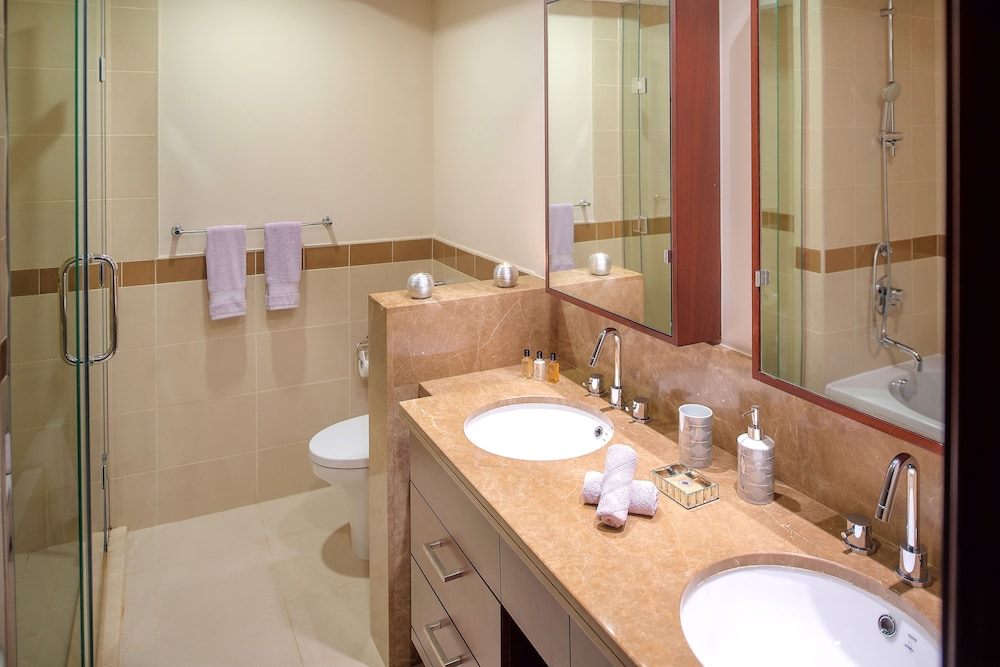 Dream Inn Dubai – 29 Boulevard with Private Terrace