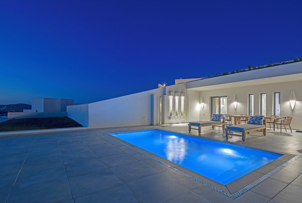 La Grande Vue Private Villas