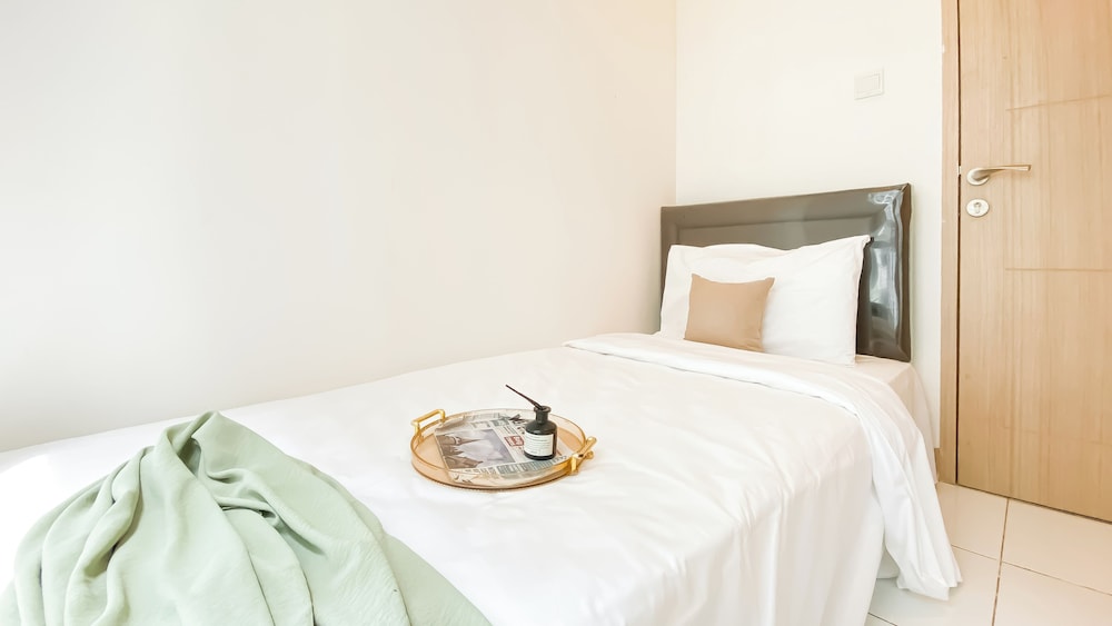 Comfy And Lovely 2Br Apartment Tokyo Riverside Pik 2