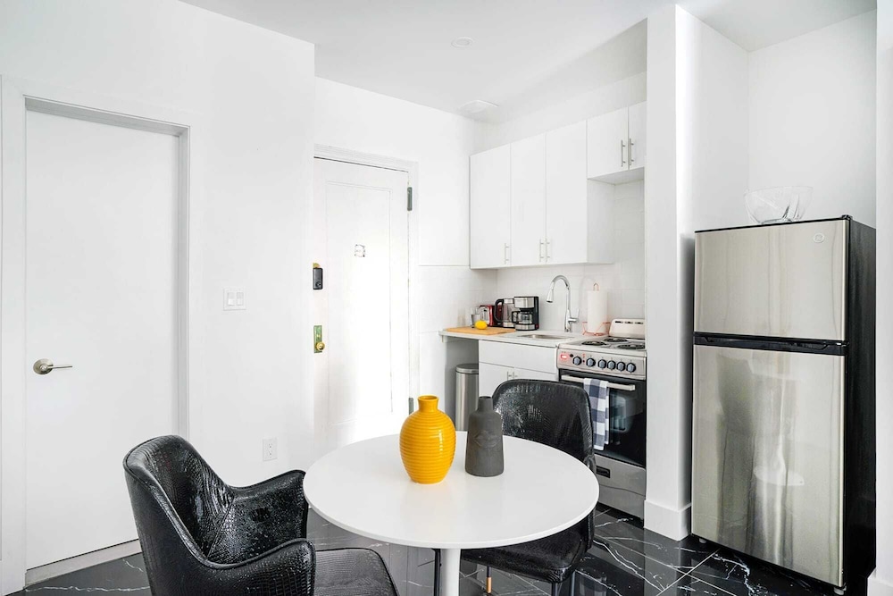 444 Midtown Apartments