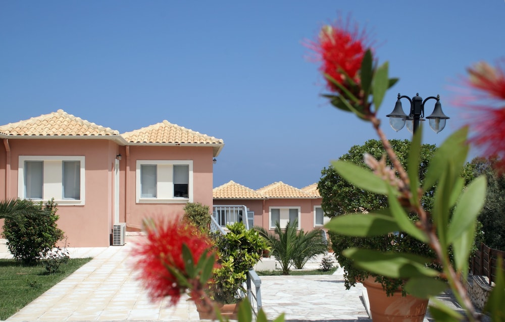Mira Resort