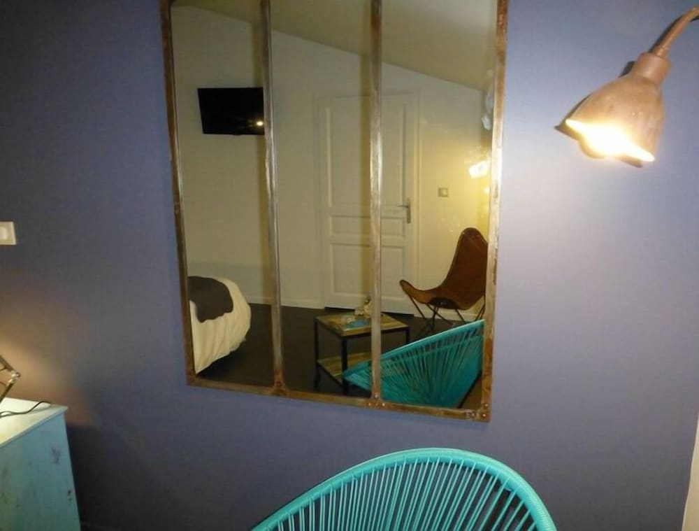Le Clos Du Miroir