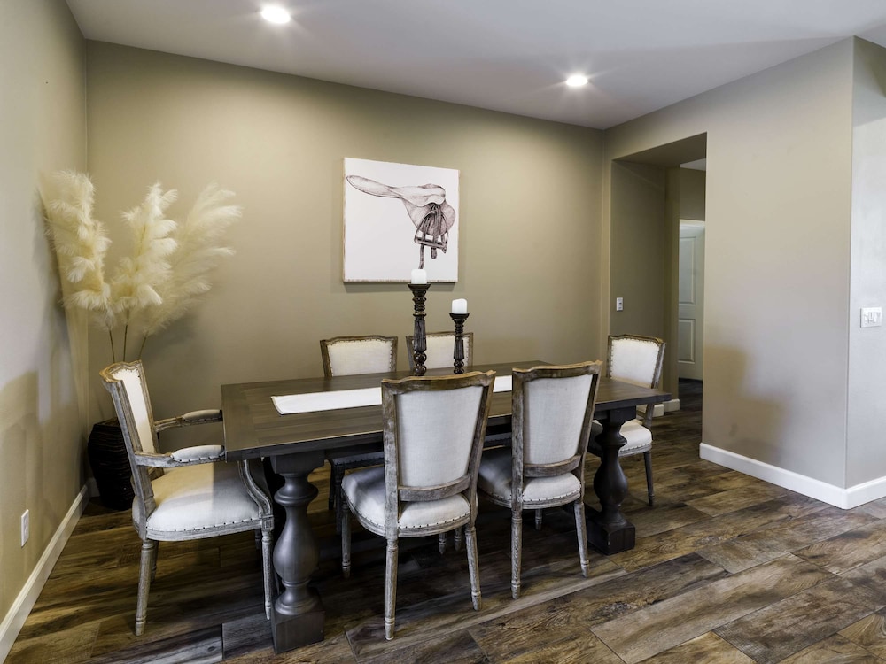 Paso Fino at the Polo Club 2 Bdrm 2 Bath w Pool