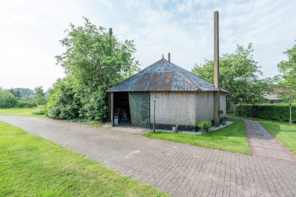Farmhouse in Rheeze Near Forest and Meadows view 3